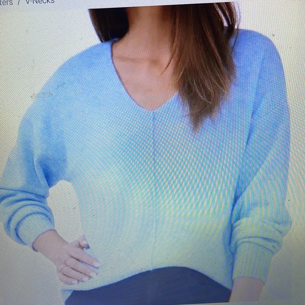 Vince Camuto Marine Blue V Neck Sweater New with Tags